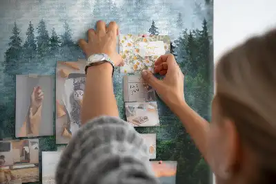 Nástěnka korková Mlžný les
