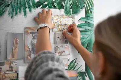 Nástěnka do dětského pokoje s motivem zelených listů safari