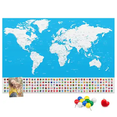 Korková nástěnka s obrysovou mapou států