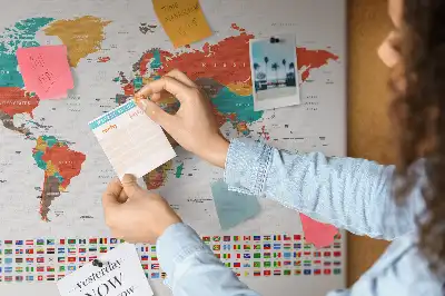 Nástěnka do dětského pokoje Barevná mapa světa