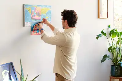 Korková tabule Mapa světa a vlajky