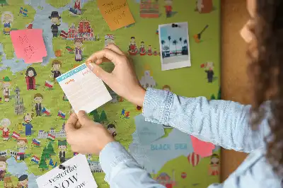 Nástěnka do dětského pokoje Mapa světa s vlajkami