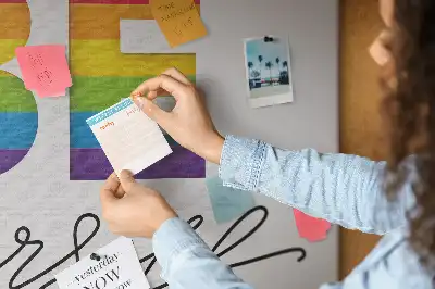Nástěnka do dětského pokoje Nápis „Buď sám sebou“