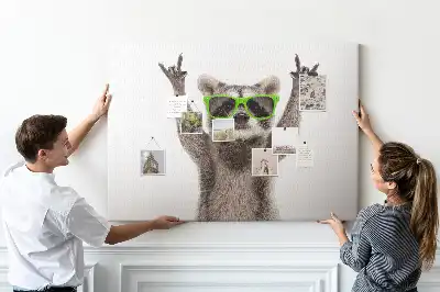 Nástěnka do dětského pokoje Mýval v brýlích