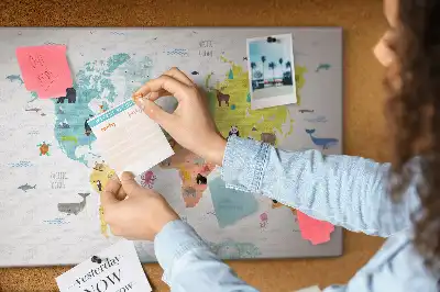 Nástěnka korková Mapa světa zvířat