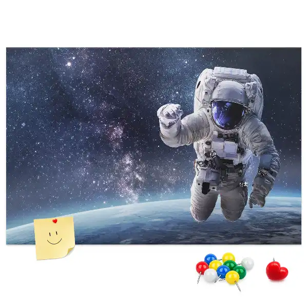Nástěnka do dětského pokoje s motivem astronauta