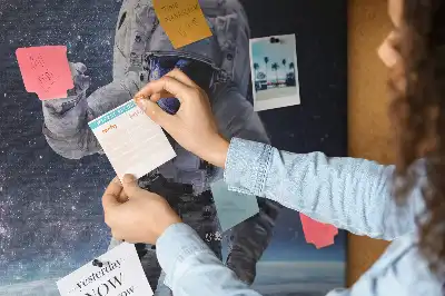 Nástěnka do dětského pokoje s motivem astronauta