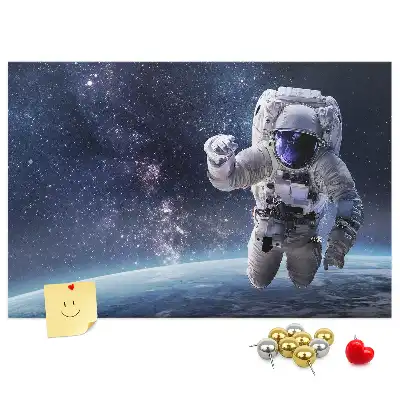 Nástěnka do dětského pokoje s motivem astronauta