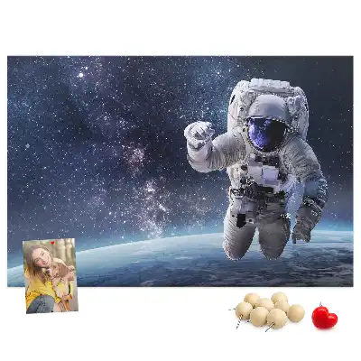 Nástěnka do dětského pokoje s motivem astronauta