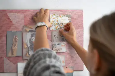 Nástěnka korková Abstraktní trojúhelníky