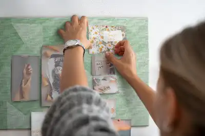 Korková tabule Abstraktní trojúhelníky