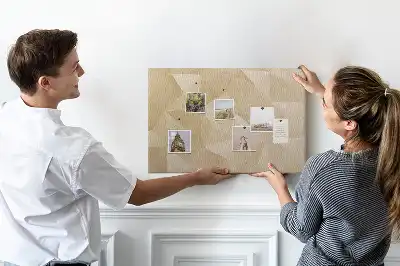 Nástěnka do dětského pokoje s moderní trojúhelníkovou kompozicí