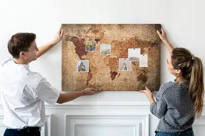 Nástěnka do dětského pokoje se stylizovanou antickou mapou světa