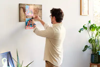 Nástěnka do dětského pokoje se stylizovanou antickou mapou světa