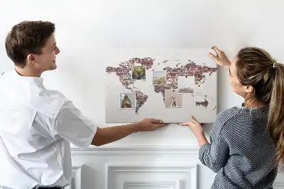 Nástěnka do dětského pokoje Mapa světa z cihel