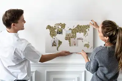 Korková nástěnná mapa světa