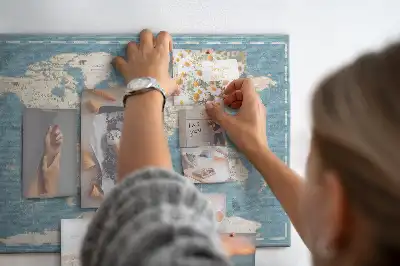 Nástěnka korková Mapa světa ve vintage stylu