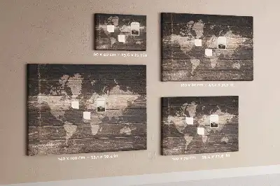 Nástěnka korková Mapa světa na dřevě