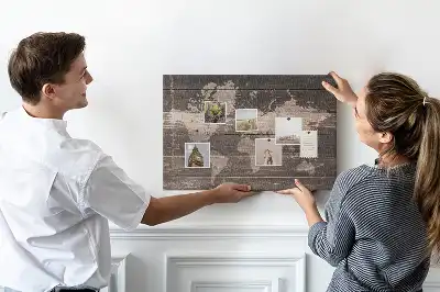 Nástěnka korková Mapa světa na dřevě