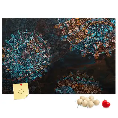 Nástěnka do dětského pokoje s motivem mandaly