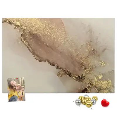 Nástěnka do dětského pokoje s motivem kamene se zlatým žilkováním