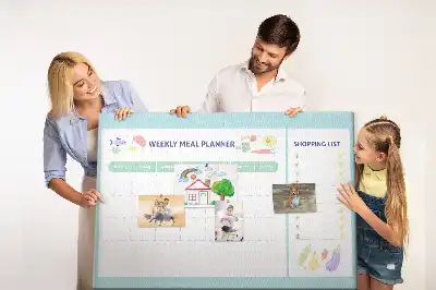 Korková tabule na plánování jídelníčku