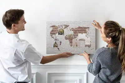 Korková tabule Mapa světa z cihel
