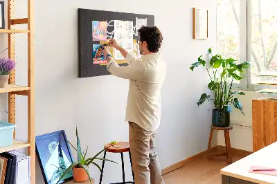 Korková nástěnka s motivačním citátem