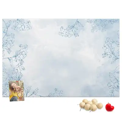 Korková nástěnka s motivem náčrtu rostlin