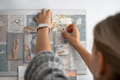 Nástěnka korková Kočičí kalendář