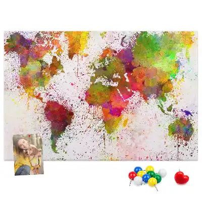 Nástěnka do dětského pokoje Mapa světa s akvarelem