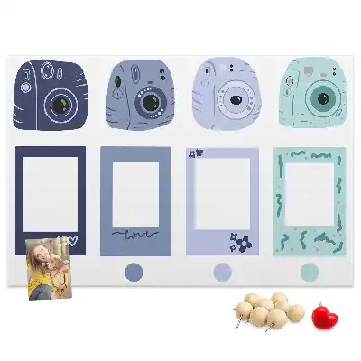 Korková nástěnka s motivem polaroidových rámečků