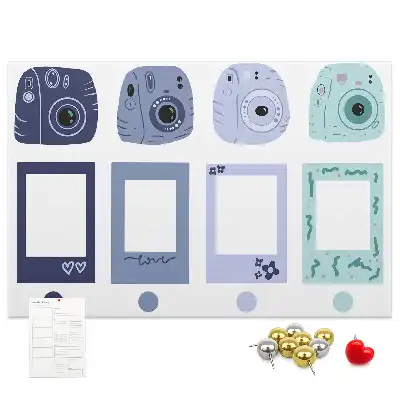 Korková nástěnka s motivem polaroidových rámečků