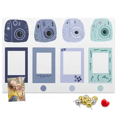 Korková nástěnka s motivem polaroidových rámečků