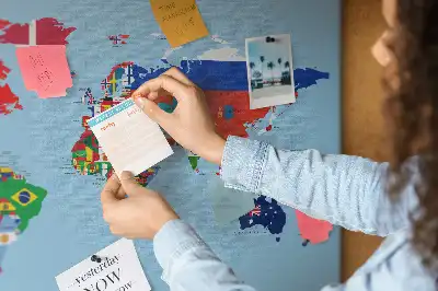 Korková nástěnka Mapa světa s vlajkami