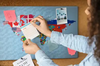 Korková nástěnka Mapa světa s vlajkami