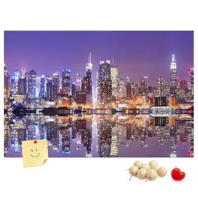 Korková nástěnka New York v noci