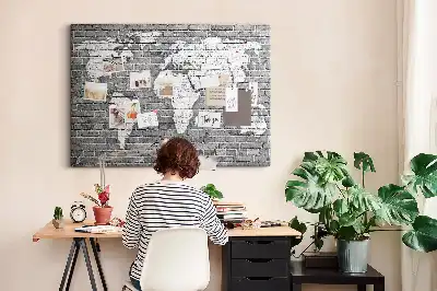 Nástěnka do dětského pokoje Mapa světa na cihlách