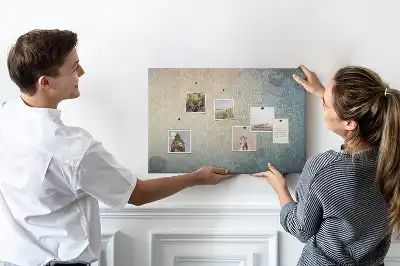 Korková tabule Starožitný kriminální příběh