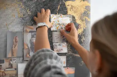 Korková nástěnka s motivem mramoru