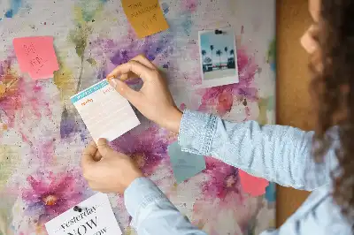 Korková nástěnka Malované květiny