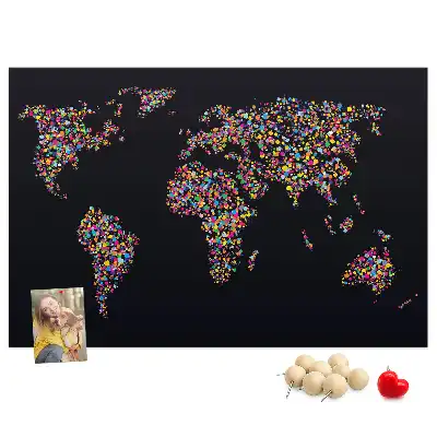 Korková nástěnná mapa světa z teček