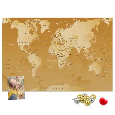 Nástěnná korková nástěnka s mapou světa
