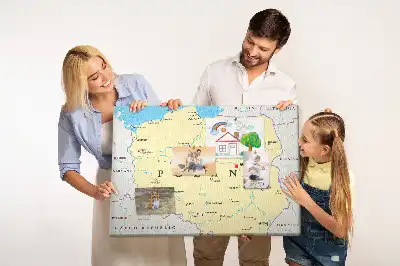 Korková nástěnka s politickou mapou Polska