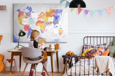 Nástěnka do dětského pokoje Malovaná mapa světa