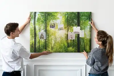 Korková nástěnka s motivem lesa se stromy