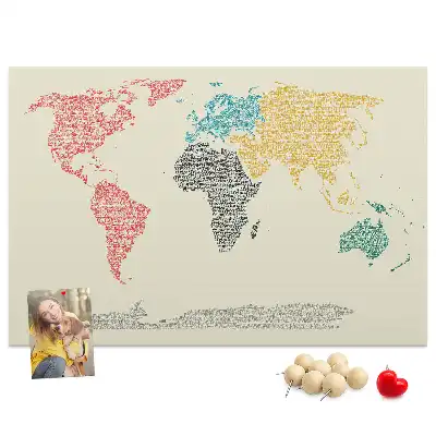 Korková nástěnka Mapa světa z písmen